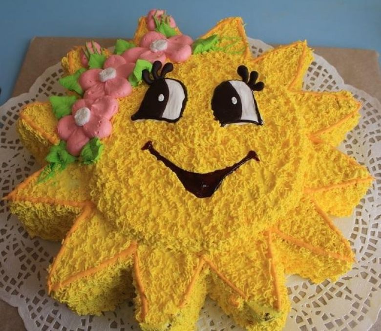 А вот и заключительный сладкий подарок — торт «Солнышко»!