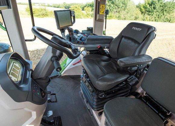 Кабина гусеничного трактора Fendt 900 Vario MT