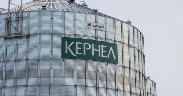 A grain bin with Kernel's logo on it