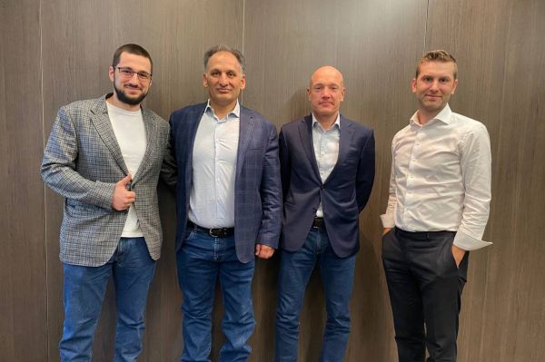 From left to right: Daniil Shufani, co-owner and CEO of Variant Agro Build, Said Shufani, founder of Variant Agro Build, Tomáš Fiala, CEO and founder of Dragon Capital, Andrii Nosok, Managing Director, Private Equity at Dragon Capital