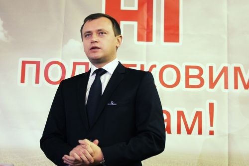 Алекс Лисситса, президент УКАБ Алекс Лисситса, президент УКАБ