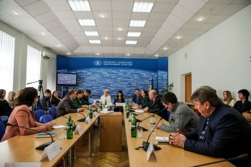 Поможет ли аграриям государство? Поможет ли аграриям государство?