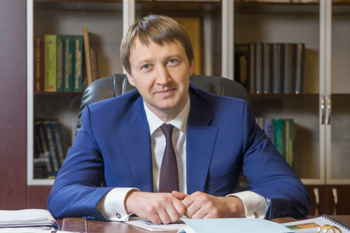 Тарас Кутовой, министр аграрной политики и продовольствия Украины Тарас Кутовой, министр аграрной политики и продовольствия Украины