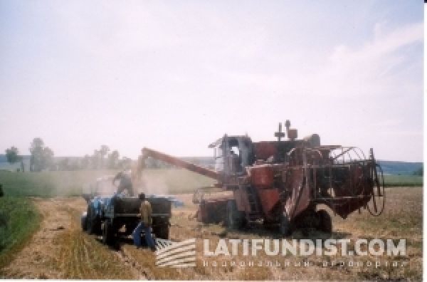 Аграрная неделя: Страсти по сельхозтехнике в Украине