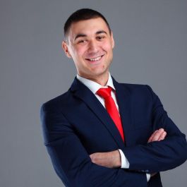 Александр Староста