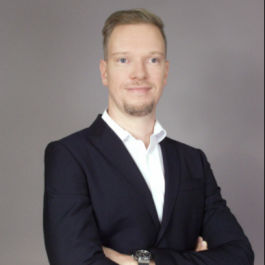 Володимир Іващенко Володимир Іващенко