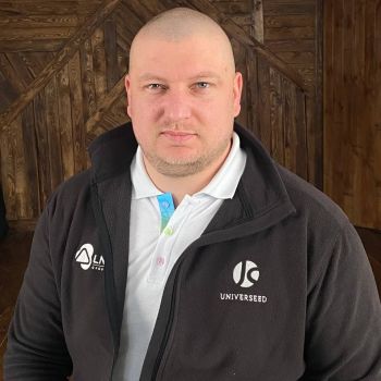 Сергей Уваров