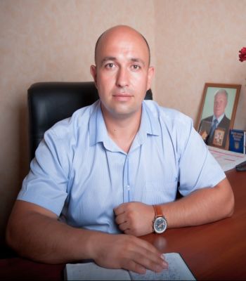 Реуцой Валерій