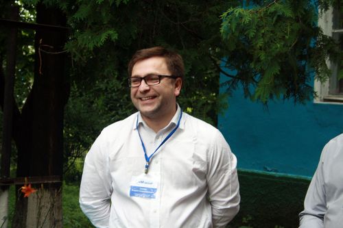 Генеральный директор ООО «ИПК «АМ Групп» (в состав входит агрофирма «Мироновская») Андрей Санин Генеральный директор ООО «ИПК «АМ Групп» (в состав входит агрофирма «Мироновская») Андрей Санин