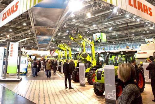 Стенд CLAAS на выставке Agritechnica 2015 Стенд CLAAS на выставке Agritechnica 2015