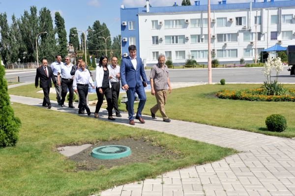 Гости на  высокотехнологичном перегрузочном терминале в Николаеве