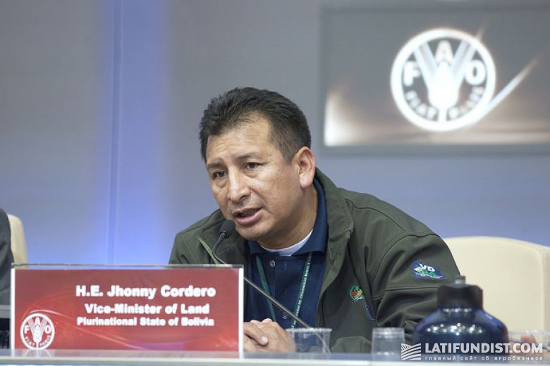 Джонни Оскар Кордеро Нуньез, заместитель министра земельных ресурсов  Многонационального Государства Боливия