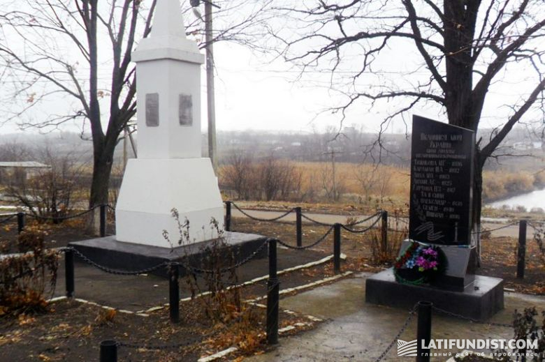 Памятник героям-освободителям Лидиевки в годы Второй мировой войны