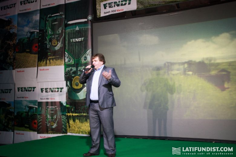 Директор по маркетингу AGCO в Восточной Европе Антон Костырко обещает разыграть 2 путевки завод Fendt в Германию