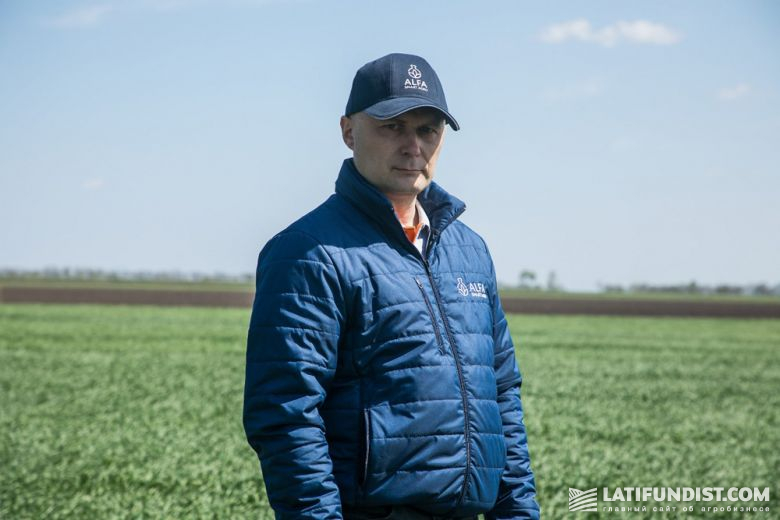 Валерий Литвиненко, продакт-менеджер ALFA Smart Agro: «Сейчас тот период, когда активно вносятся средства защиты растений. Эти работы мы планируем по результатам метеомониторинга»
