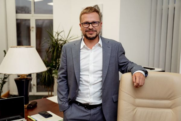 Alexandre Tchesnakoff, Board Member, responsible for corporate business, agri-agro, small and medium business, and financial markets and leasing at Credit Agricole Bank