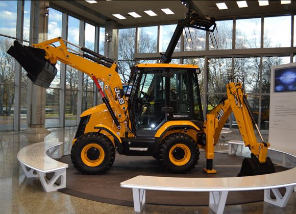 Техника на заводе JCB