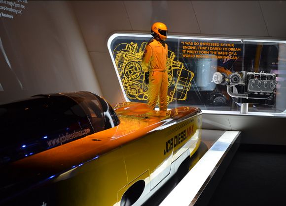 Болид JCB Dieselmax