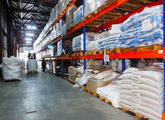 Склады с продукцией «Агрофирмы «Поле»