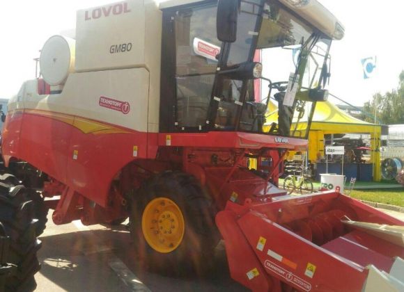 Китайский комбайн Lovol GM 80 на АГРО-2020