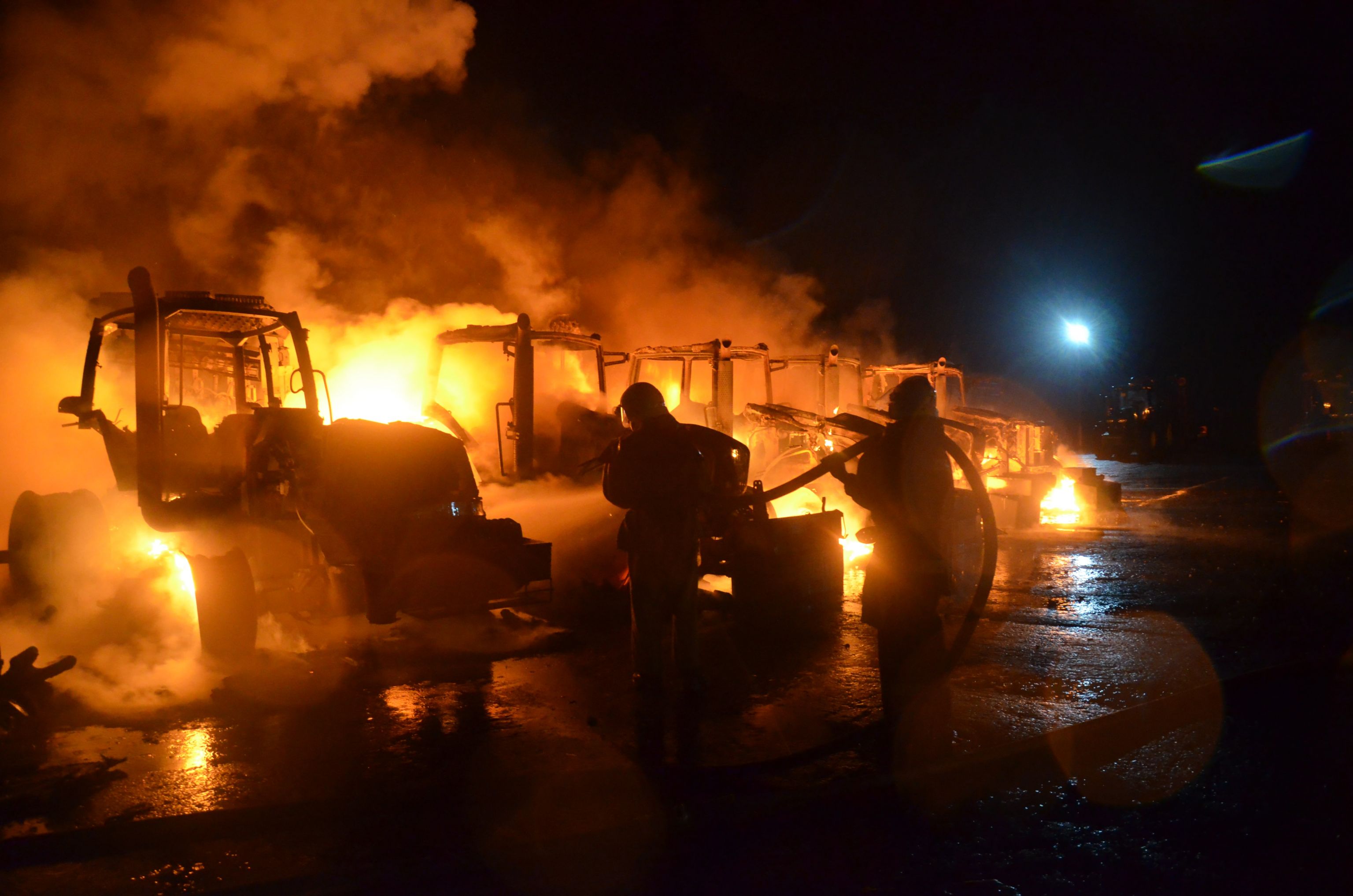 Пожар на «Агрофирме «Добробут», которая входит в агрохолдинг «Астарта-Киев»