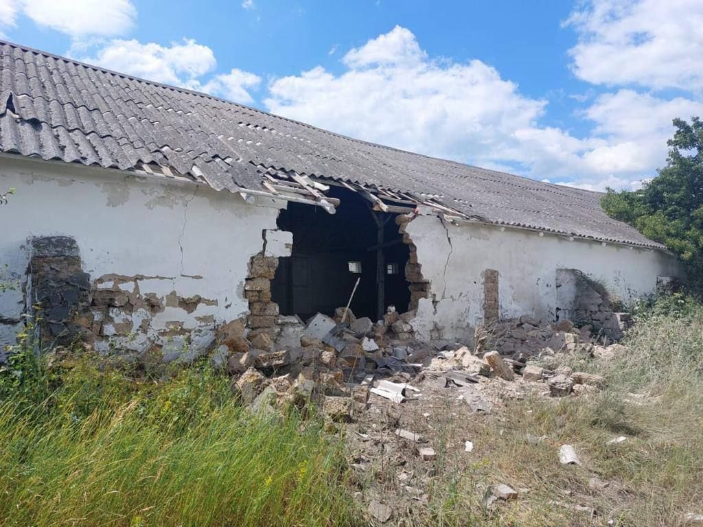 Рашисти обстріляли агропідприємство на Чернігівщині