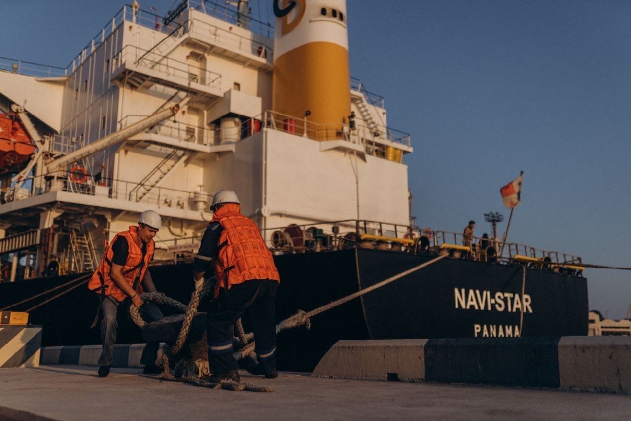 Україна поновила судноплавство з порту Чорноморськ