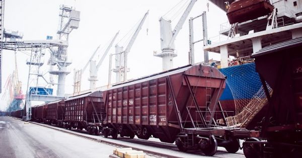 Grain transshipment in a sea port in Ukraine