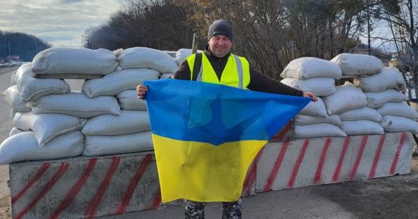 Прапор України, блокпост
