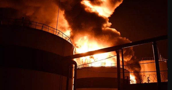 Fire is raging at vegetable oils transshipment facility in the port of Mykolaiv, Ukraine. October 16, 2022