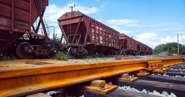 Ukrzaliznytsia grain railcars on a track