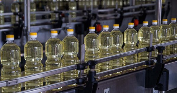Виробництво соняшникової олії на МЕЗі «Кернел»
