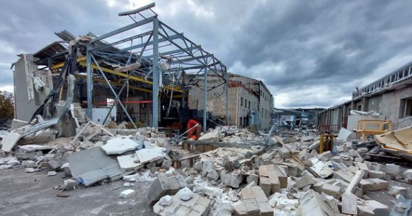 Пошкоджений завод компанії Сокіл в Харківській області