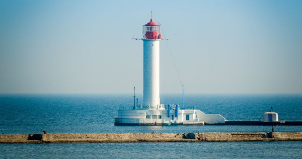Воронцовський маяк у порту Одеси