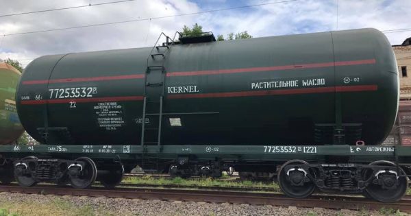 Kernel vegetable oil rail tank car