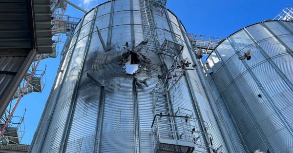 Пошкоджений силос