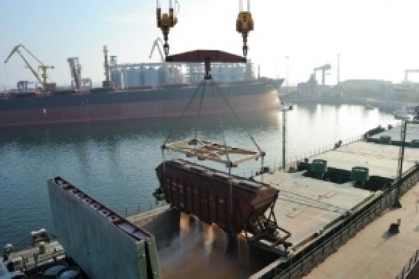 UkrLandFarming  ищет партнера для строительства портового терминала