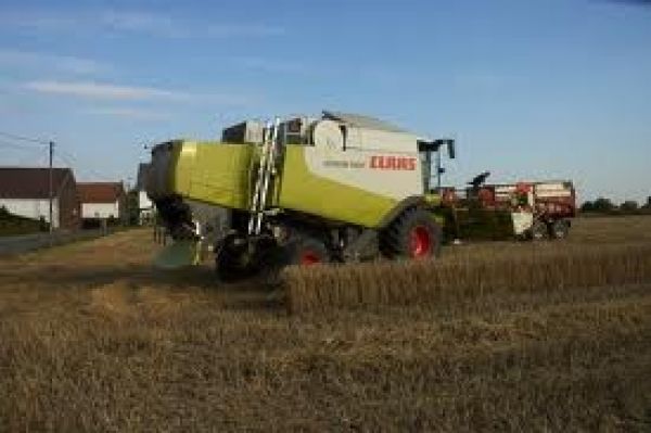 Херсонмаш совместно с CLAAS выпустят 8 тысяч комбайнов до 2017 года 