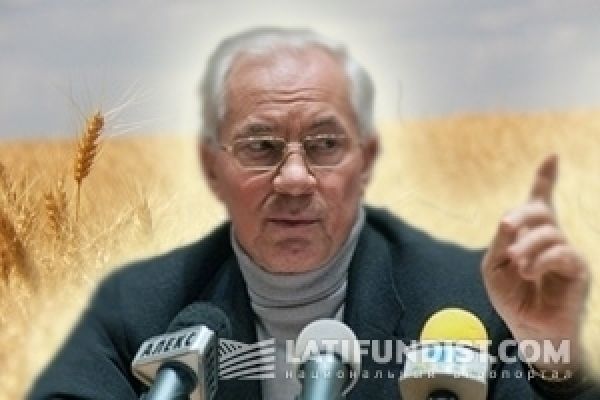 Украина собрала 40 млн т зерна — Азаров