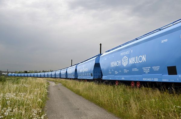 NIBULON's grain rail cars