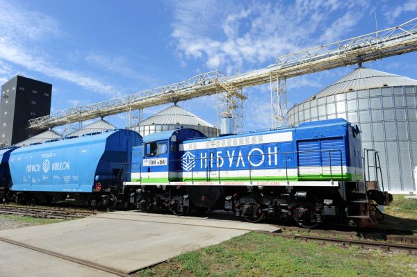 «НИБУЛОН» приобрел локомотив, и получил разрешение от «Укрзализныци» на подачу и уборку вагонов компании с железнодорожной станции Николаев-Грузовой.