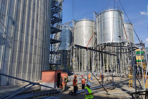 Construction of Kernel's Starokostiantyniv crushing plant in Khmelnytsky region