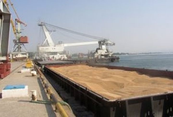 Одесский порт увеличил перегрузку зерновых на 1,5 млн. тонн