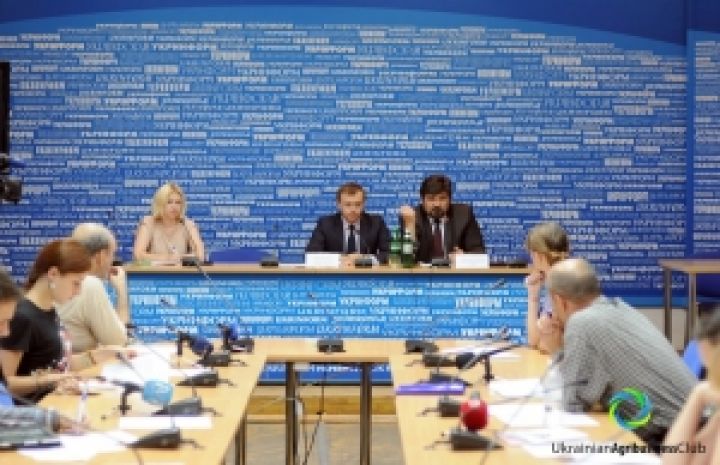 А. Лисситса, Г. Новиков на пресс-конференции в Киеве