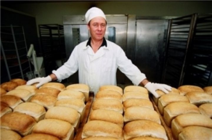 Хлебобулочным комбинатам выгодно производить «коммерческий» хлеб