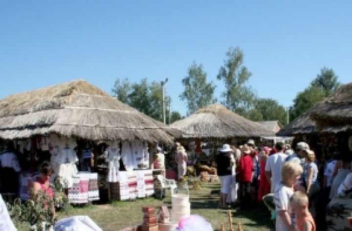  Кировоградское сельхозпредприятие представляет свою продукцию на ярмарке в Болгарии