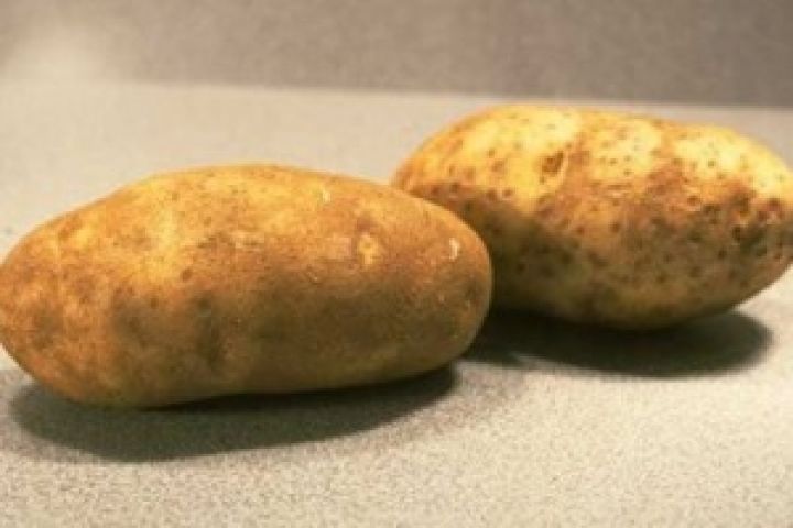 В Великобритании объемы производства картофеля упали на 30%