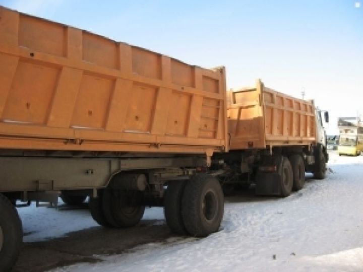 Первая партия из 80 зерновозов МАЗ отправлена в Украину