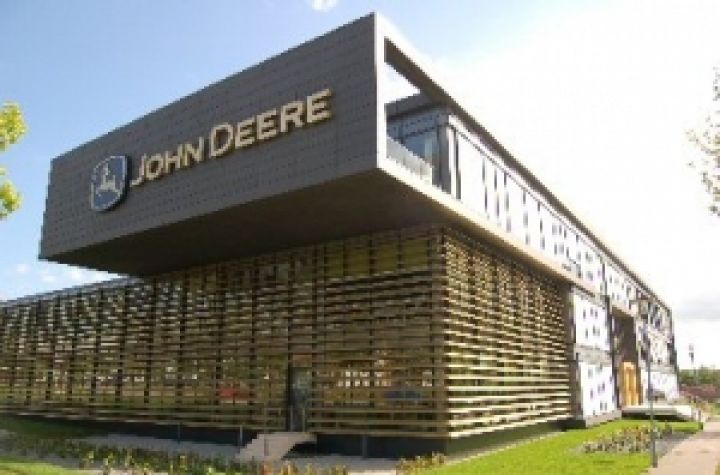 Расследование в отношении John Deere прекращено