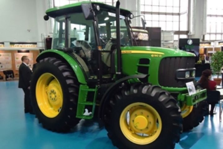 Компания Агролуг купила на 2,5 млн грн техники John Deere